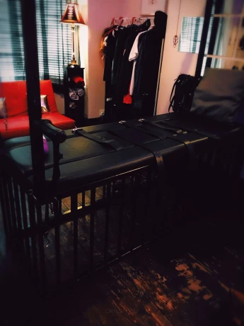 LeicesterMistress — 16 / 18