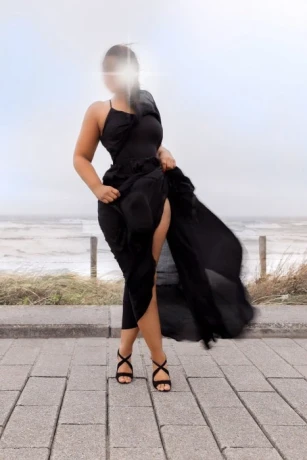 Maia high class companion — 3 / 4