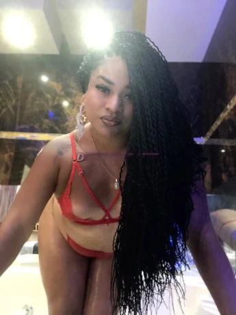 Africa Nakamura — 6 / 12