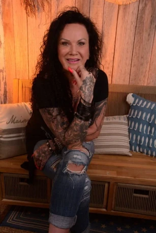 Deutsche Cora — 12 / 17