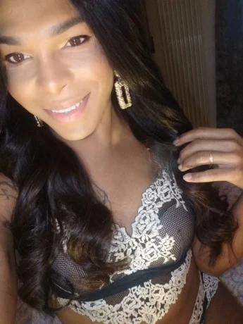 Thais Melo Top — 7 / 8