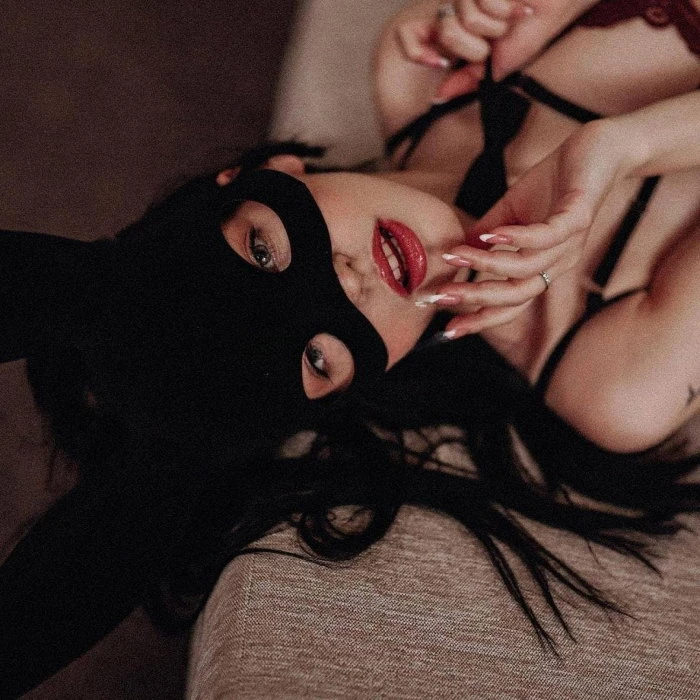 Diana — 3 / 5