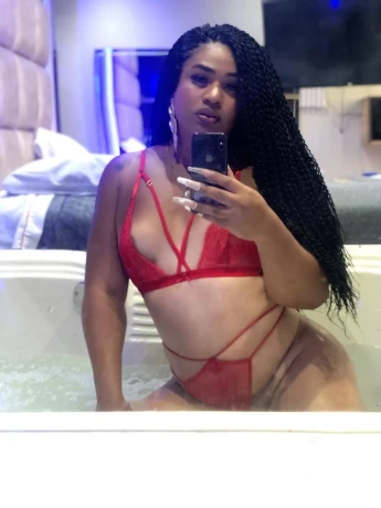 Africa Nakamura — 3 / 12