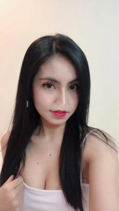 Putri Natasya — 2 / 3