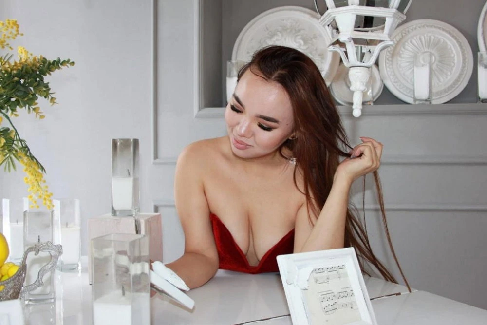 Аina — 4 / 5