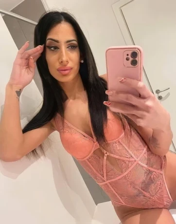 Jessica368 — 2 / 5