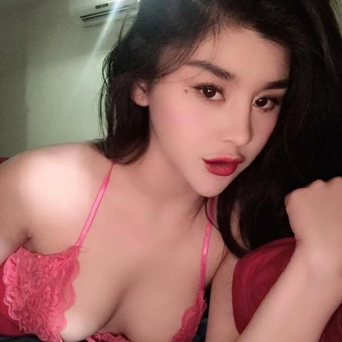 Kristelle — 2 / 5