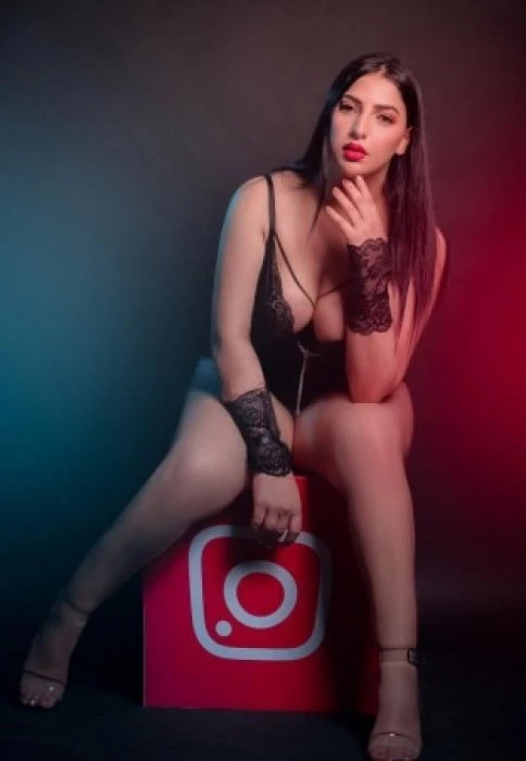 Vanilla, Escort, Malatya