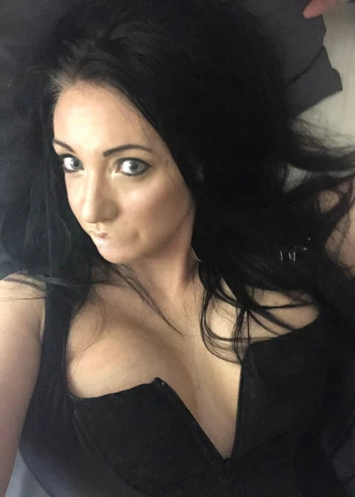 Miela Amore, Escort, Edmonton