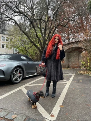 Mistress Nora Marinelli — 4 / 8