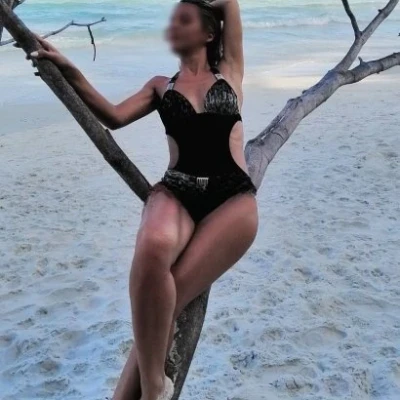 Merry, Escort, Singapore