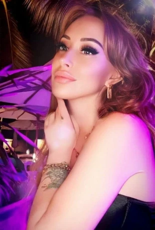 Bourgua Barbie — 3 / 9