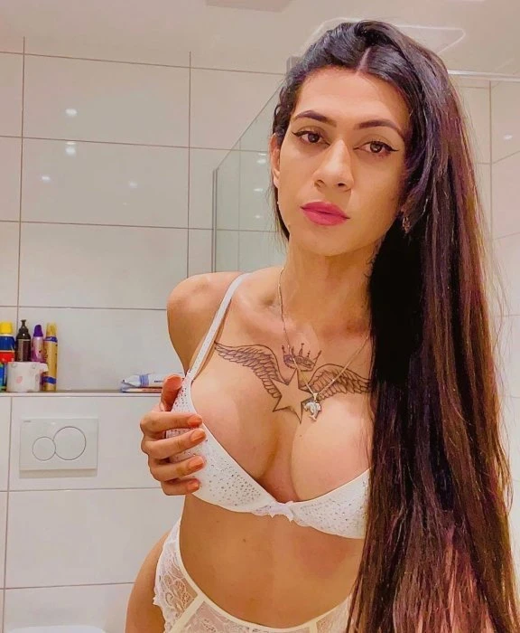 Luara, Escort, Benidorm