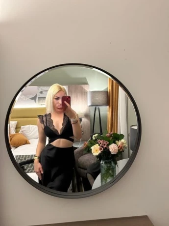 Ilona — 4 / 6