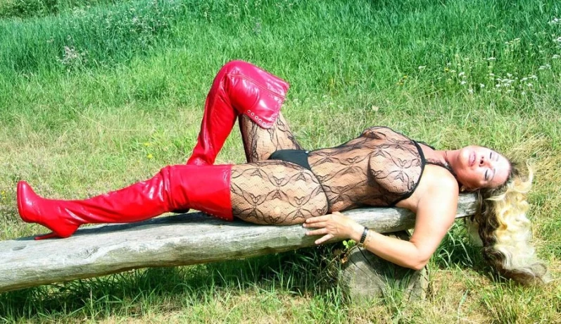 Anja, Nähe Flughafen sowie Autobahn A9 und A14 — 13 / 20