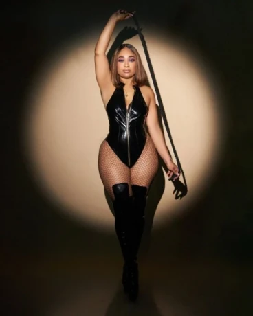 Cardi — 1 / 14