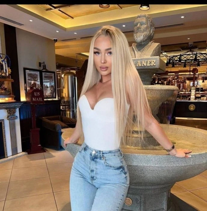 Maria, Escort, Milan