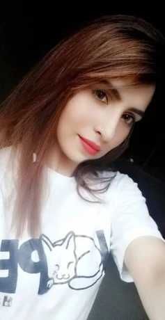 Aanya Khan — 2 / 3