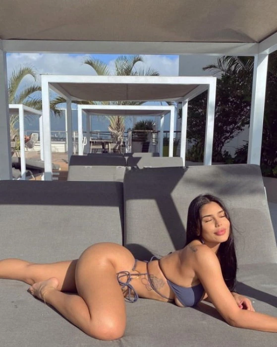Andi Doll — 1 / 3