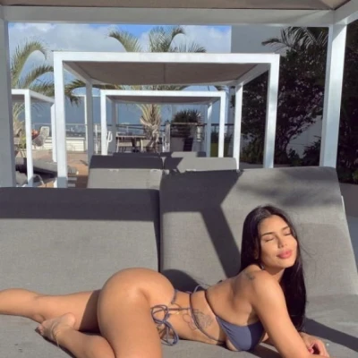 Andi Doll, Escort, Riyadh