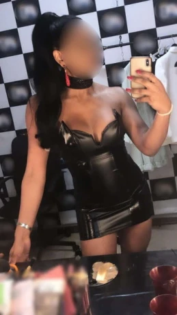 Ts Emily Xxl Nur Noch Fur Kurze Zeit — 12 / 13