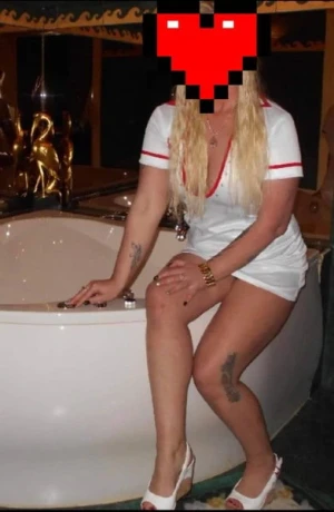 Tanja Im Casablanca — 2 / 3