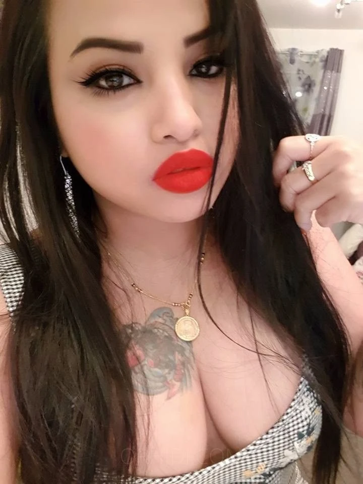 young thai 1, Escort, Swindon