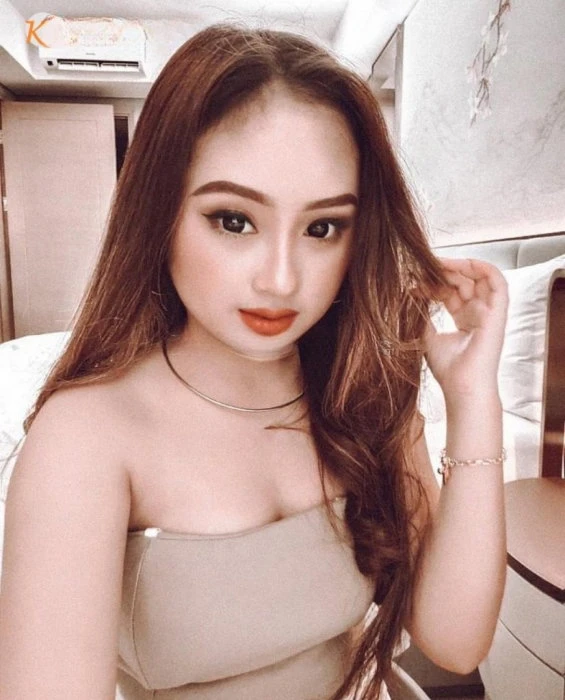 Mimi — 2 / 3