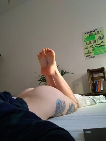 Captain Baby — 2 / 5