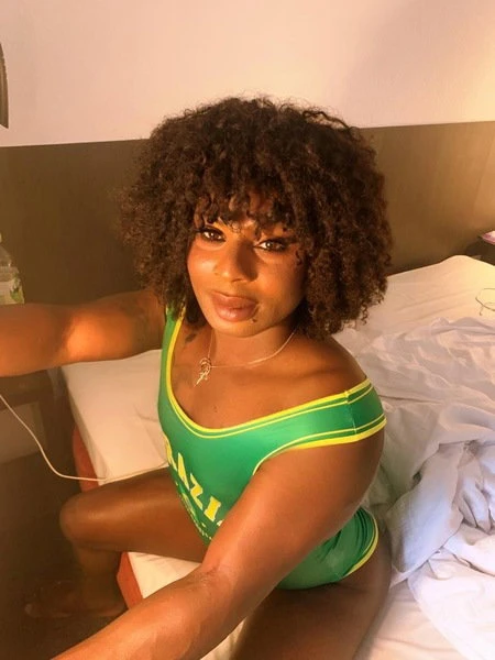 Naomi — 2 / 3
