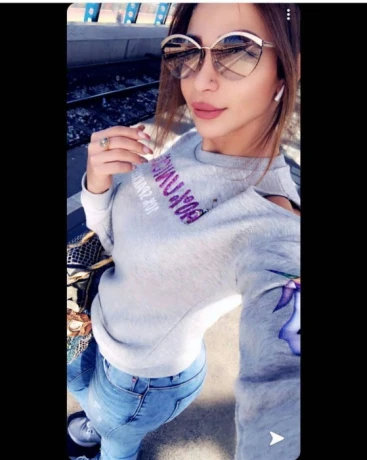 Arab sexy Transgender — 5 / 8