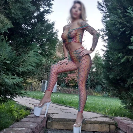 Giulia Neu — 8 / 11