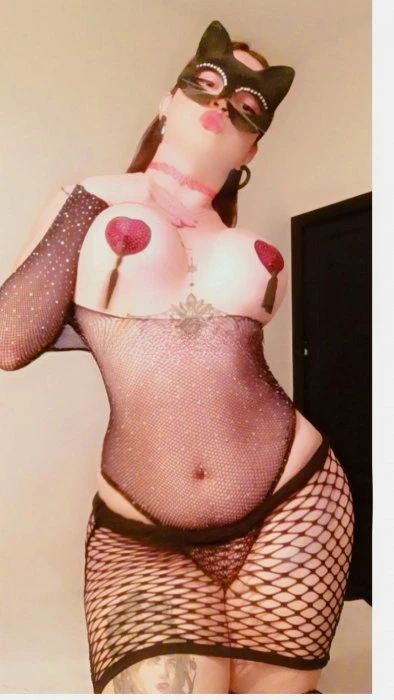 Candy Melo — 2 / 4