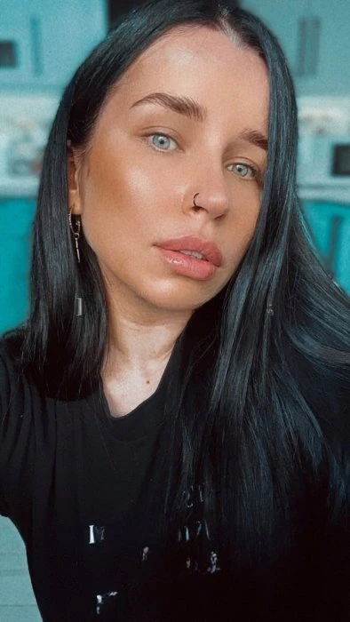 Pauline, Escort, Paris