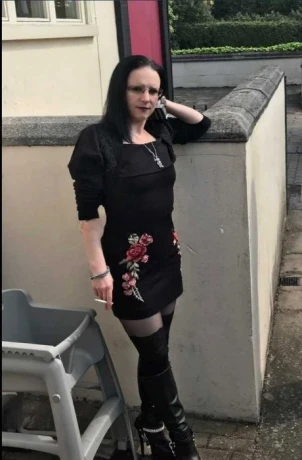 Brum Party girl — 3 / 5