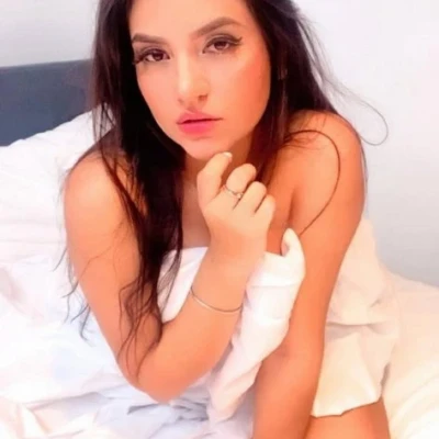 Iza Brasileira, Escort, Dubai