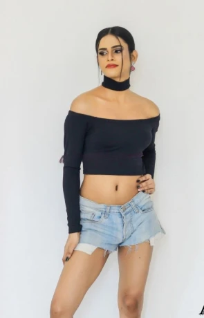 Mistress Barbie Tara — 10 / 12