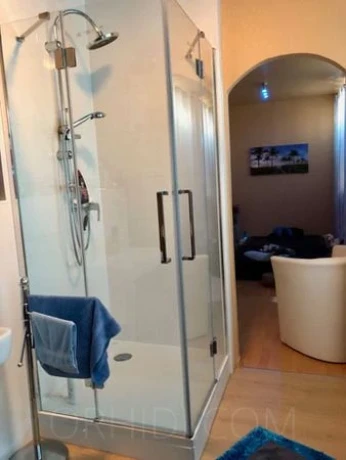 TRAUM & ZEIT MASSAGE — 5 / 14