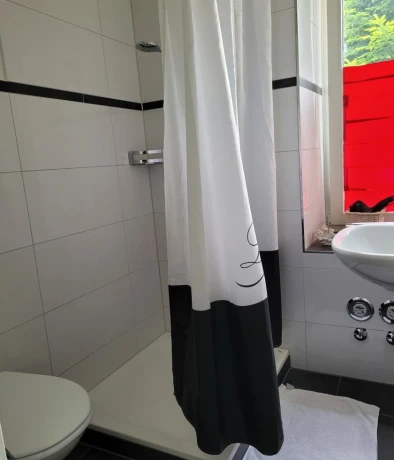 Gallen St Gallen Diskrete Private Wohnung Wochenmiete Es En De — 3 / 5