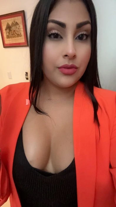 Katy — 2 / 8