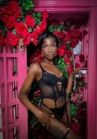 Angela Knolwes — 4 / 8