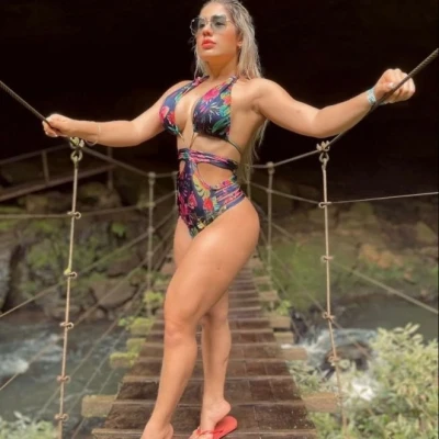 Mannu Alves, Escort, Saint-Germain-en-Laye