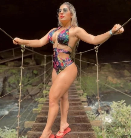 Mannu Alves — 1 / 5