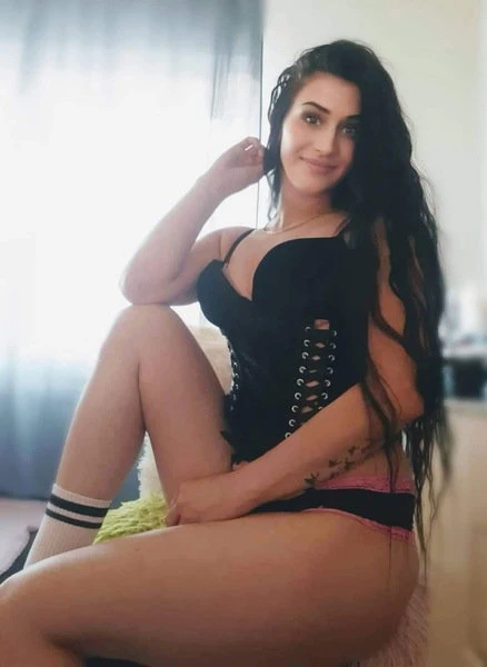 Sisi, Escort, Geneva