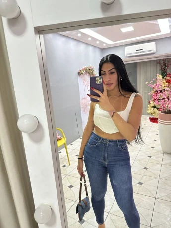 Juliana Brasil — 7 / 12