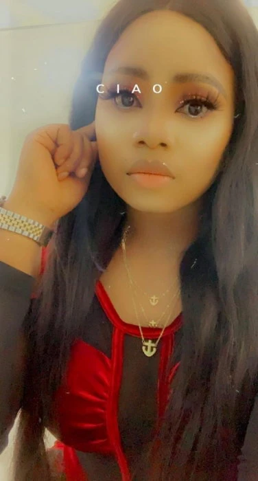 Zara, Escort, Dubai