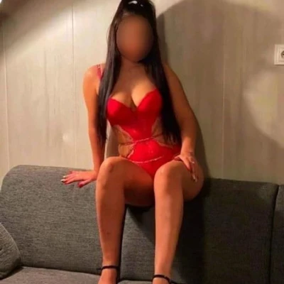 Silvia 21 J., Escort, Solingen