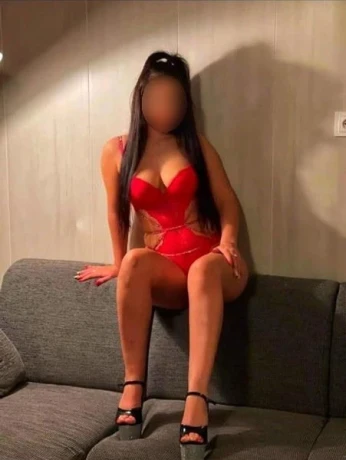Silvia 21 J. — 1 / 3