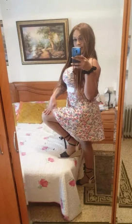 The Queen Valeria Ts Original 100 23x12 Real — 16 / 23