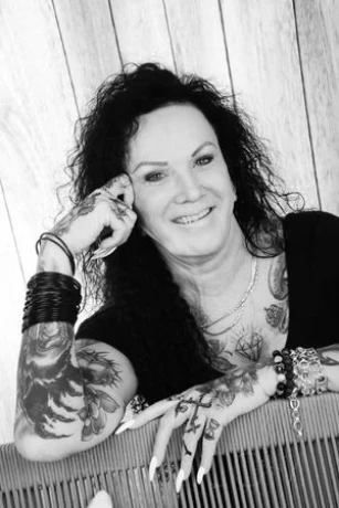 Deutsche Cora — 10 / 17